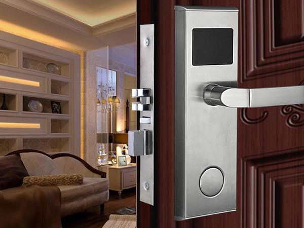 鲁甸24小时上门开锁公司