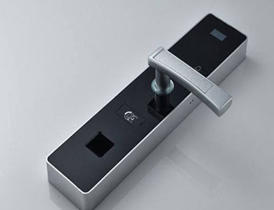 鲁甸24小时上门开锁公司