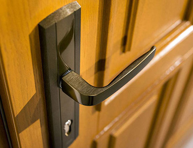 鲁甸24小时上门开锁公司